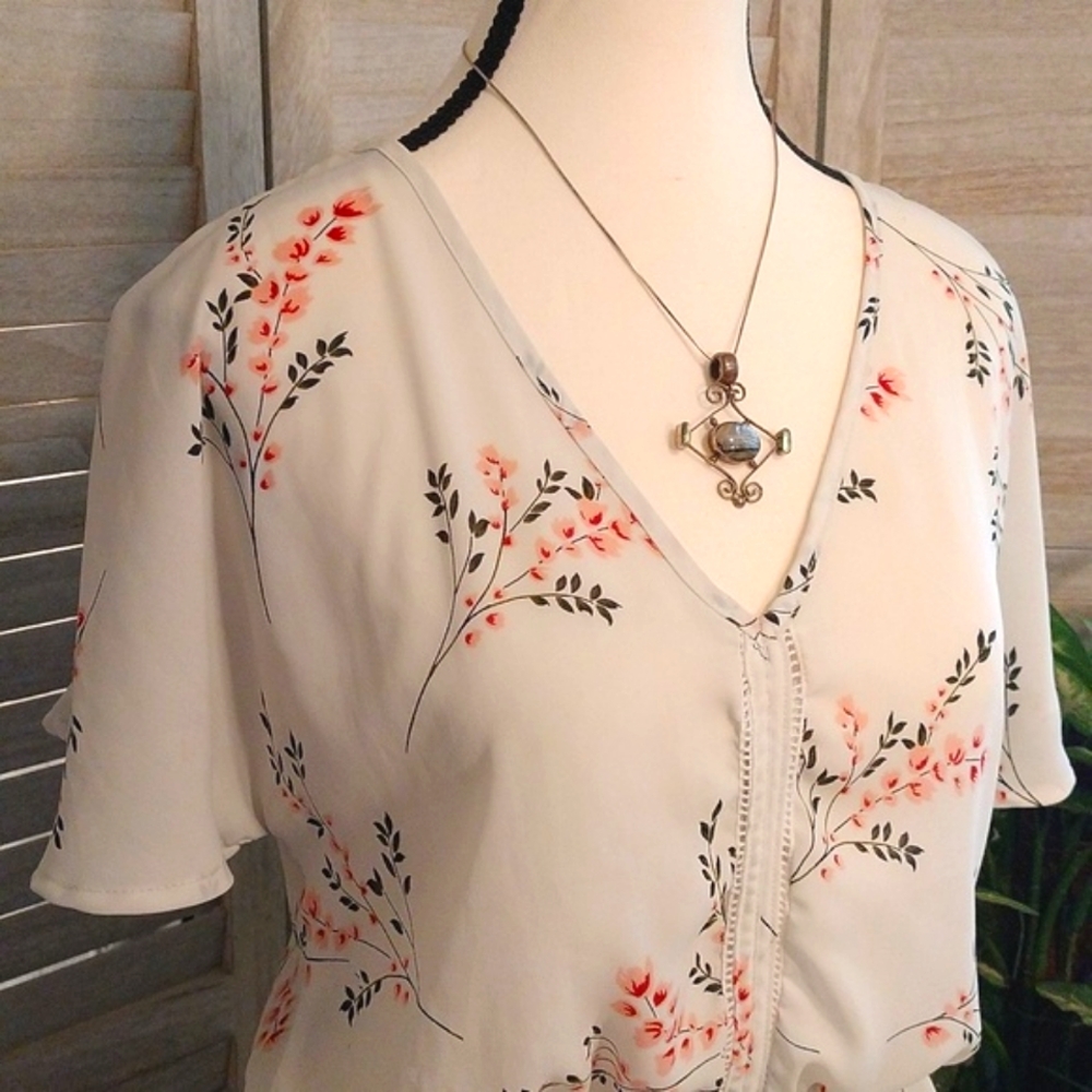 ⚜️ Sienna Sky Floral Blouse - Picture 2 of 14